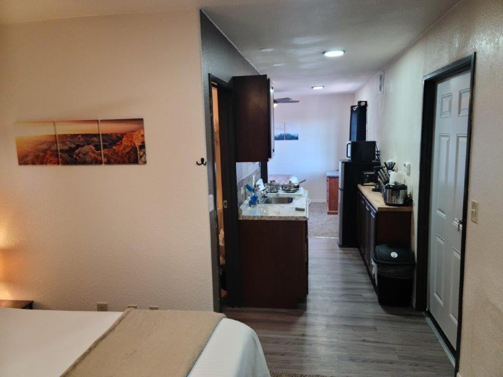 ואלה 069A The Grand Canyon Getaway Suite With Kitchenette Sleeps 4 מראה חיצוני תמונה